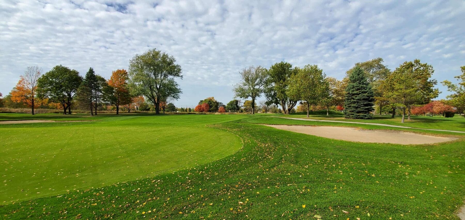 Heritage Oaks Golf Club in Northbrook, Illinois