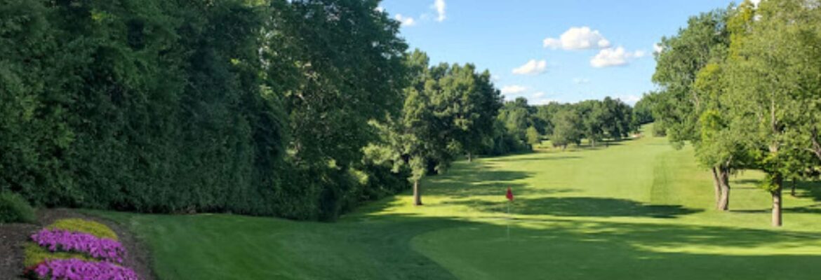 Knollwood Country Club