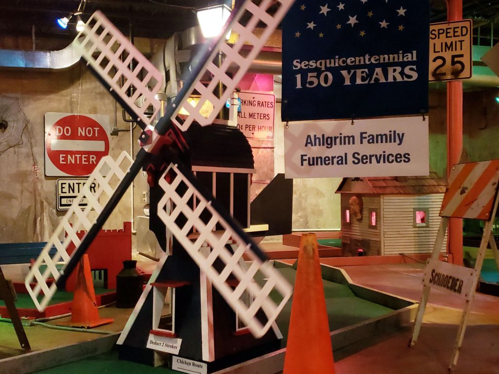 Palatine Funeral Home With a Golf Course Ahlgrim Acres