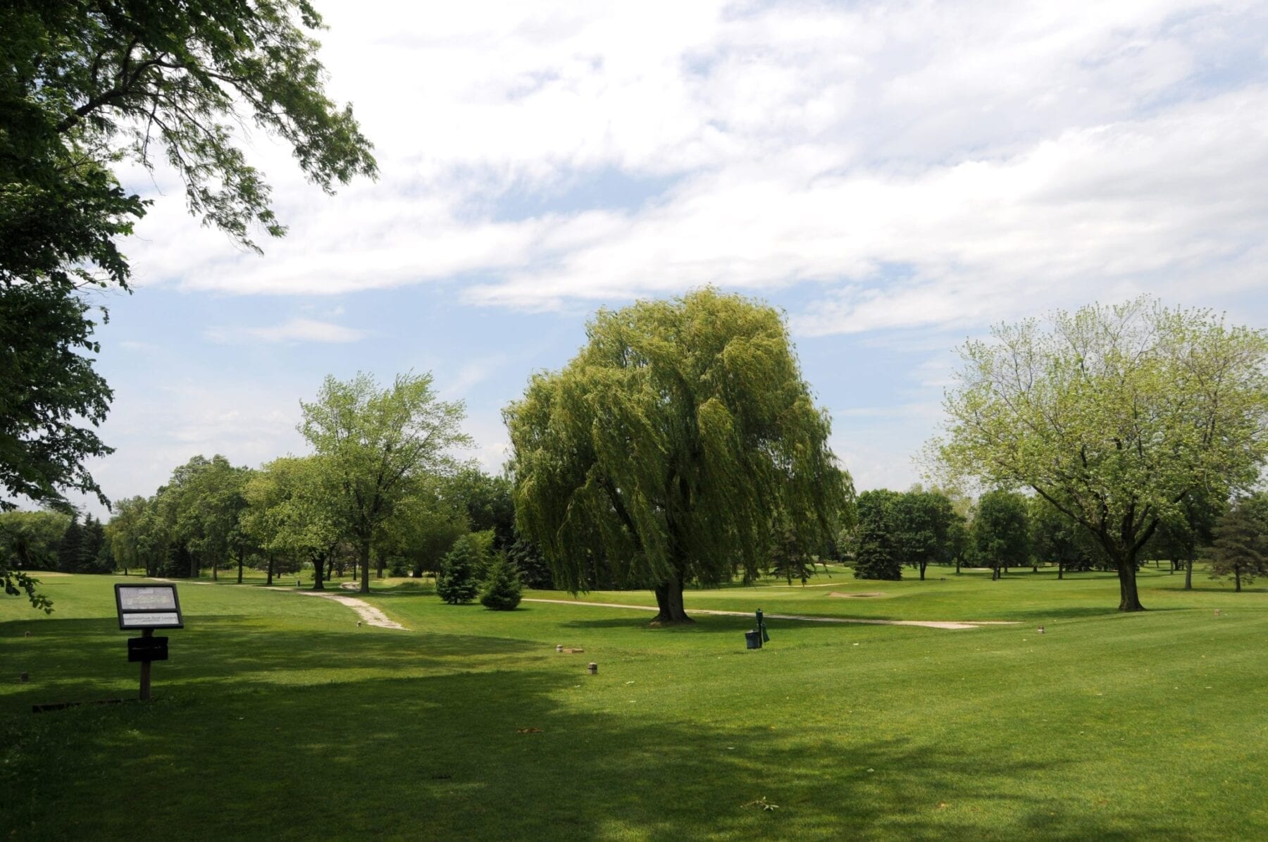 Renwood Golf Course in Round Lake Beach, Illinois
