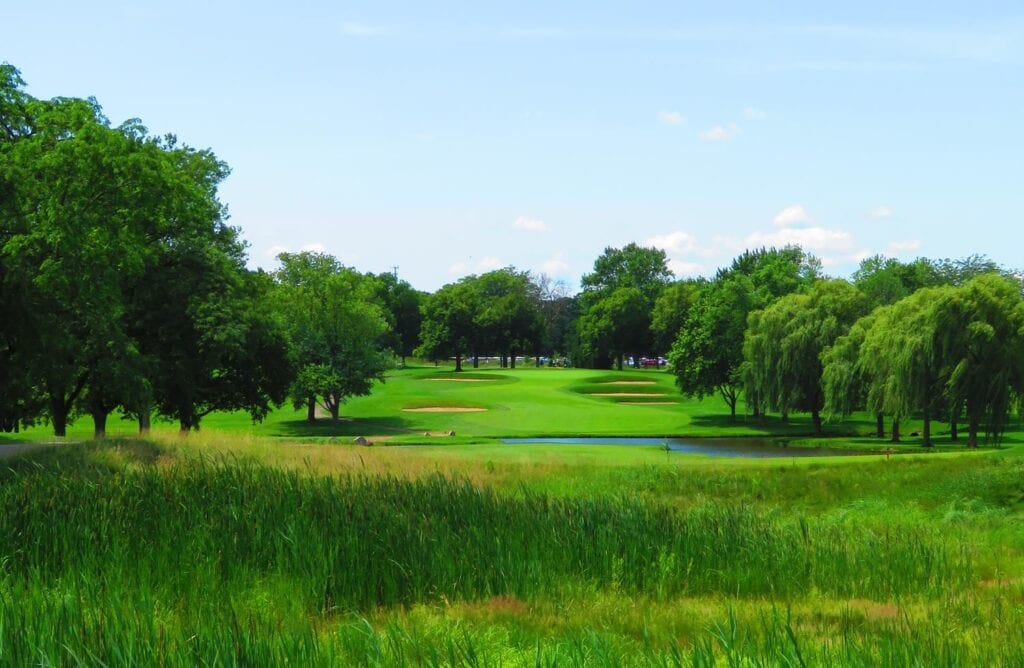 Twin Orchard Country Club Chicago Golf Report