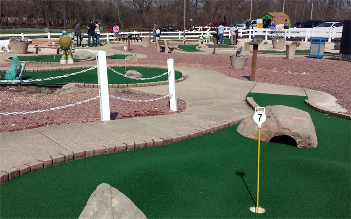 SYCAMORE-MINI-GOLF