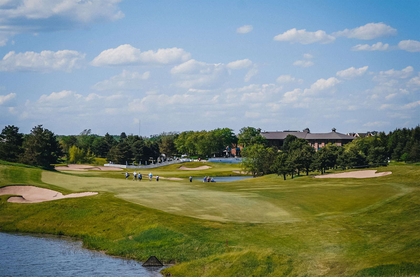 GLEN CLUB