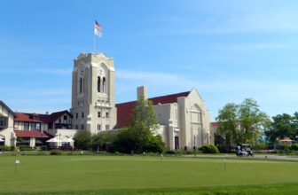 OLYMPIA-FIELDS-CLUBHOUSE